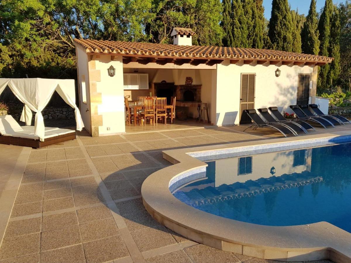 Villa Milagro - 3 Bedroom Finca Style Villa With Pool Near Golf Course/Beaches - Air Cond. Pollença Eksteriør bilde