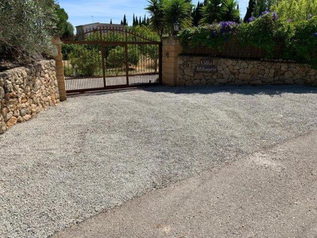 Villa Milagro - 3 Bedroom Finca Style Villa With Pool Near Golf Course/Beaches - Air Cond. Pollença Eksteriør bilde
