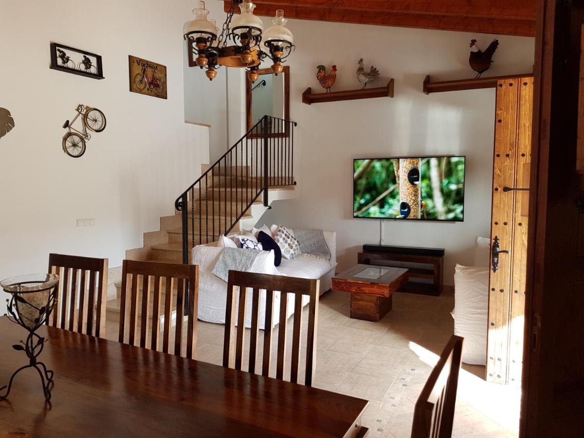 Villa Milagro - 3 Bedroom Finca Style Villa With Pool Near Golf Course/Beaches - Air Cond. Pollença Eksteriør bilde
