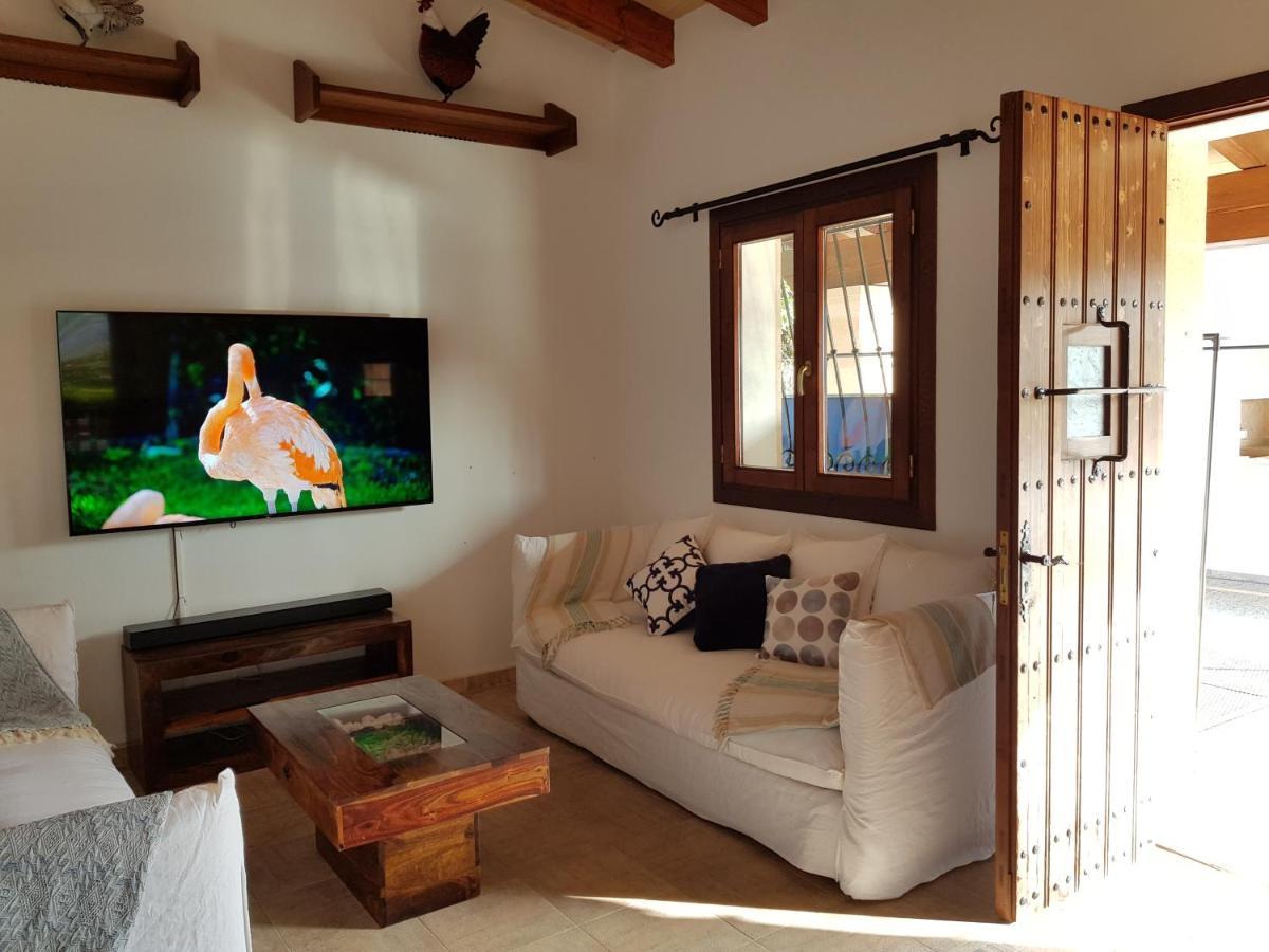 Villa Milagro - 3 Bedroom Finca Style Villa With Pool Near Golf Course/Beaches - Air Cond. Pollença Eksteriør bilde